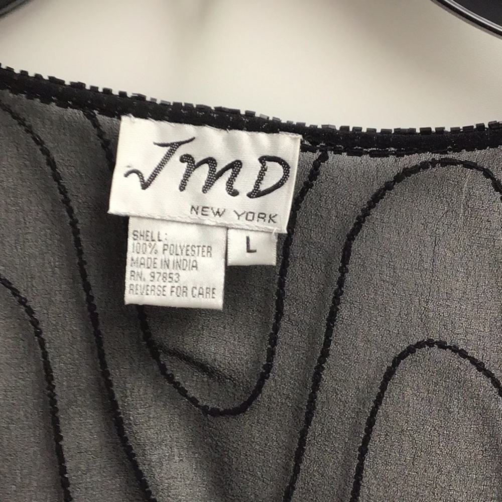 JMD BLACK SEQUINED TOP OPEN WITH ONE HOOK ON TOP. - Picture 5 of 14